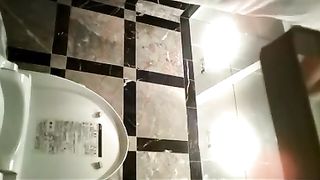 Voyeur recorded in the toilet