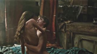 Alicia Vikander - Tulip Fever - Film nackt